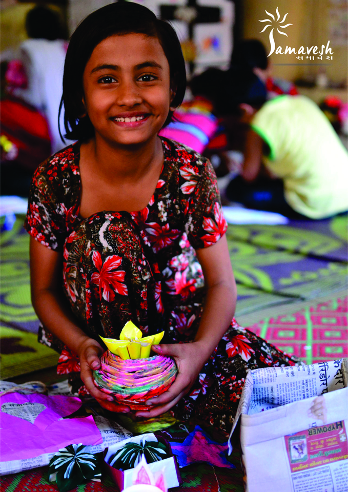 Creative Arts and Crafts in Center